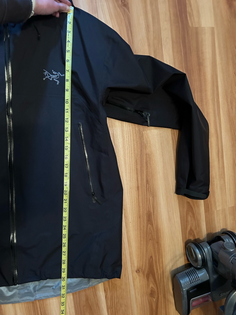 Arc'teryx Beta SL Jacket - Men’s XL - Picture 13 of 13